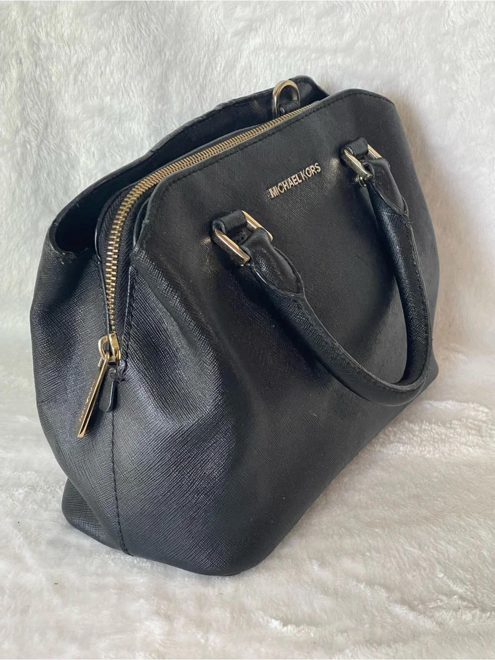 Michael Kors  handbag or Crossbody black leather purse  gold hardware